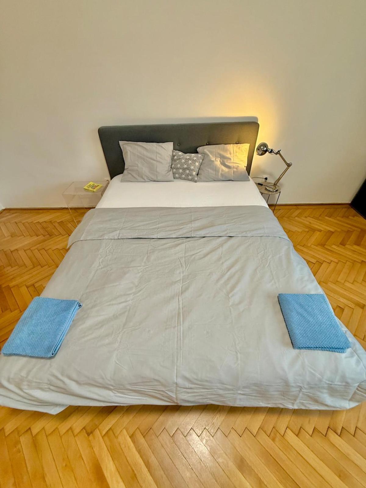 Appartamento Elegant For Short